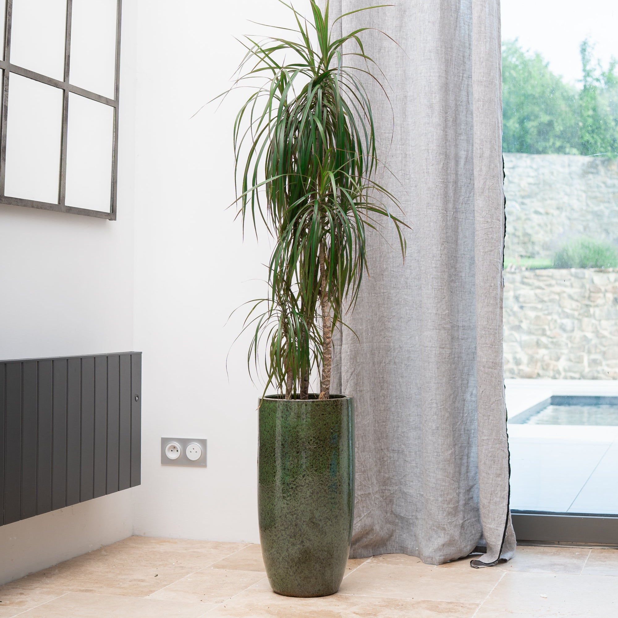 Blumentopf ATHENA Tropengrün – handgefertigte Keramik, XXL bis 68 cm