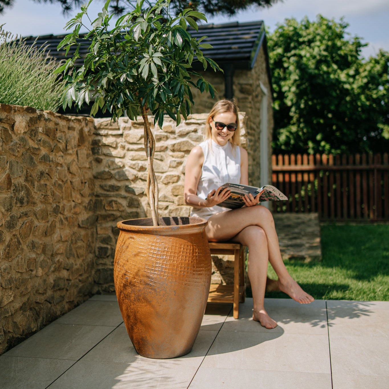 Keramicky kvetinac Poseidon - Antická rez