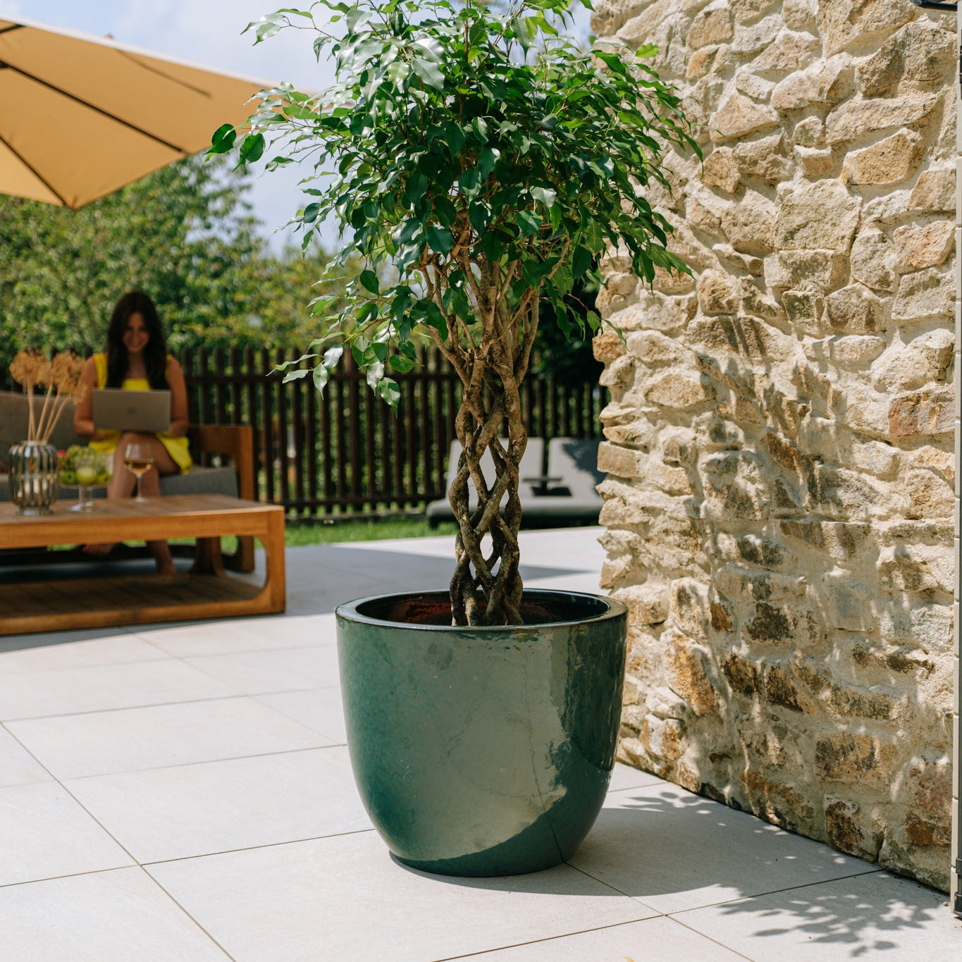 Keramischer Blumentopf LANCELOT Jadegrün – Provencelia, handgefertigt, frostbeständig