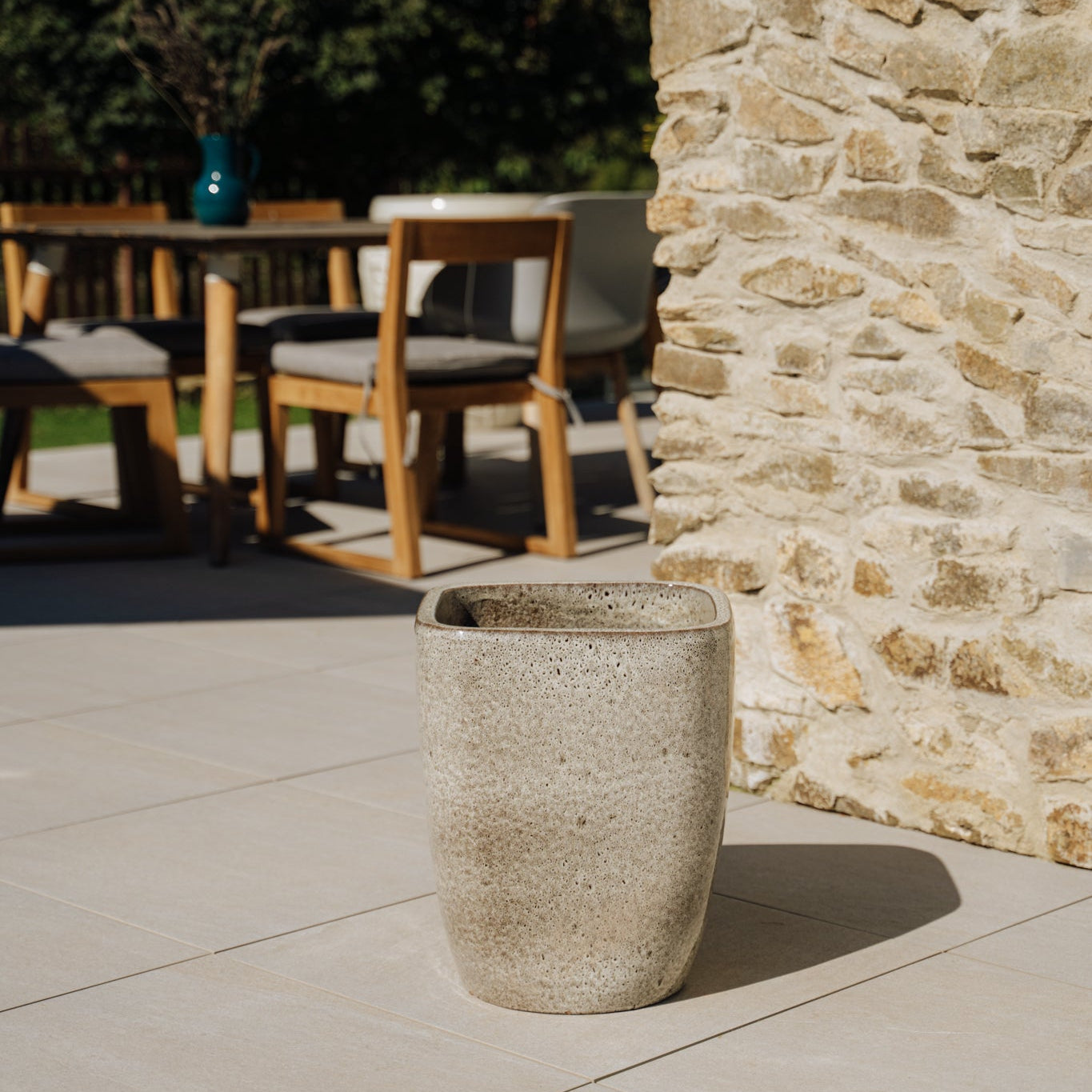 Keramický květináč VAUBAN - Tygrovaná bílá - Provencelia.cz