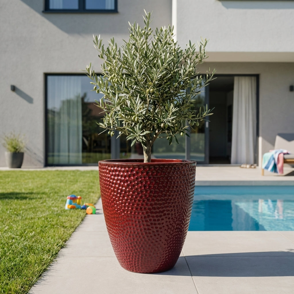 Císařsky červený keramický květináč Cigaline ručně vyráběný z glazované terakoty