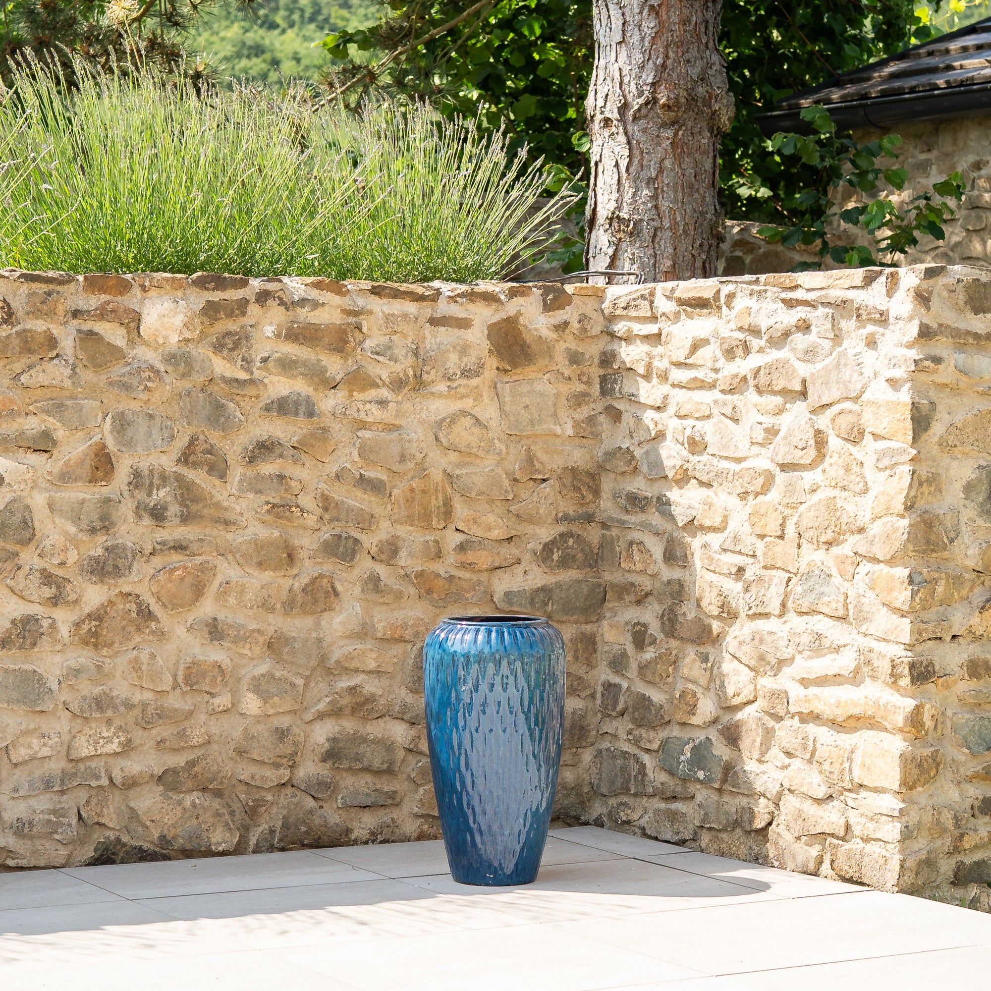 Keramischer Blumentopf POMPADOUR Meeresblau – Provencelia, handgefertigt, frostbeständig