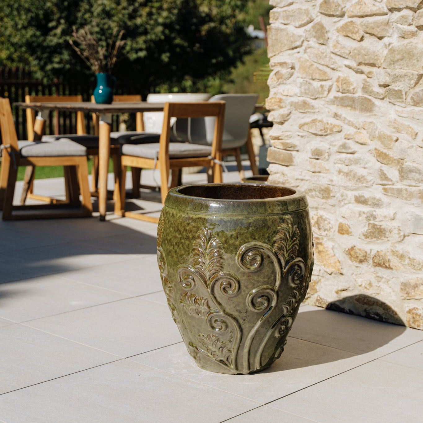 Provencelia Pflanzkübel GAIA Tropengrün – glasierte Keramik, Anduze-Stil