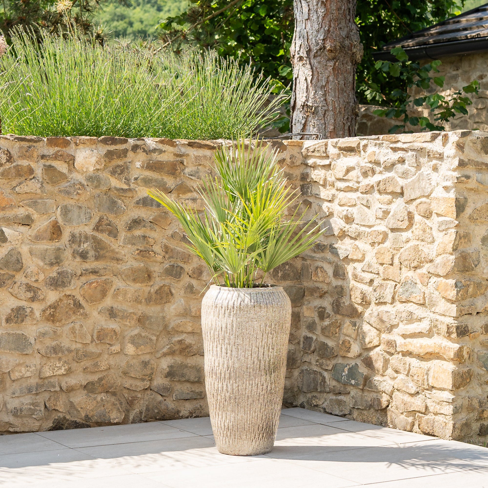 Provencelia Pflanzkübel POMPADOUR Tygrovaně bílá – glasierte Keramik, Anduze-Stil