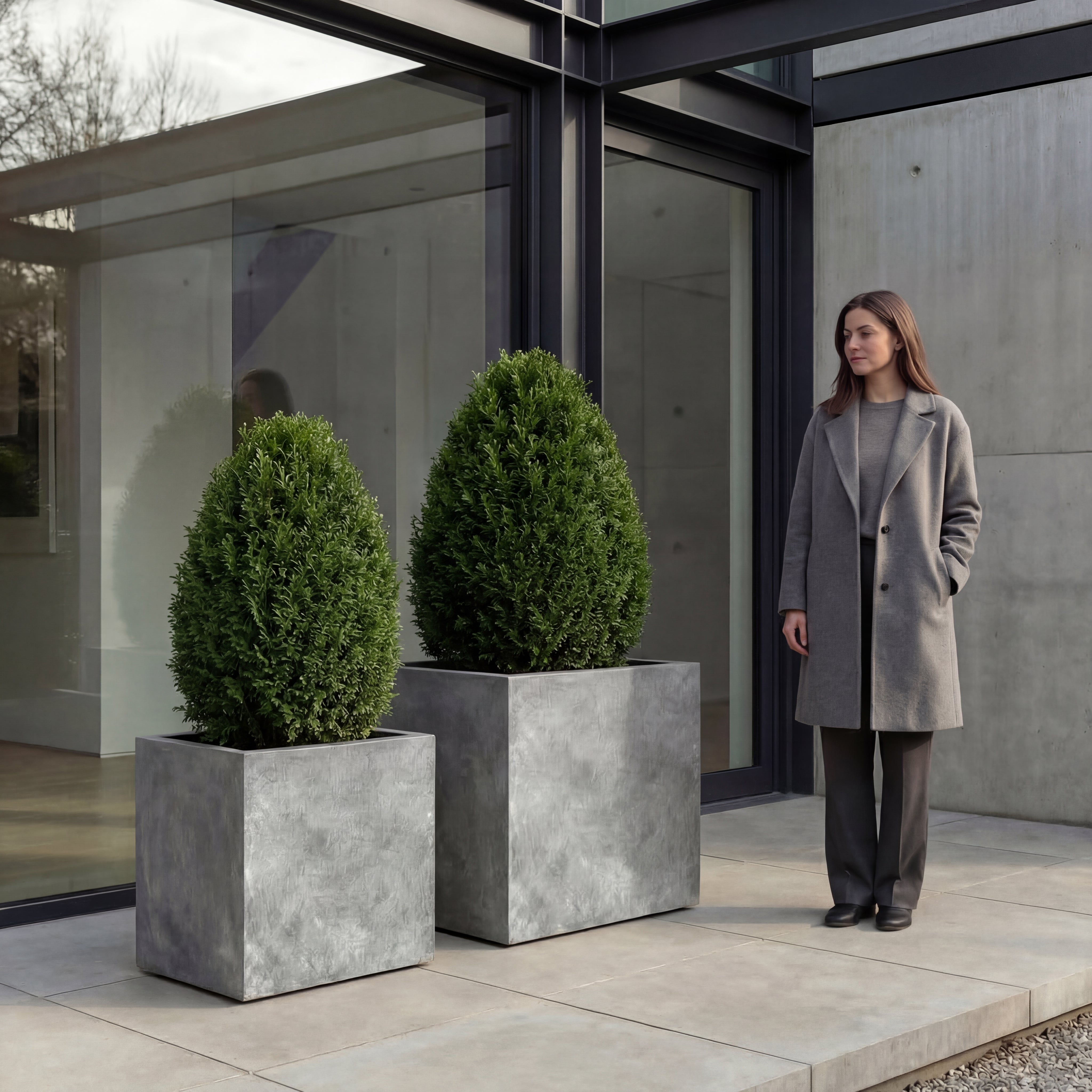 Beton-Pflanzkübel Alpha – Lichtgrau