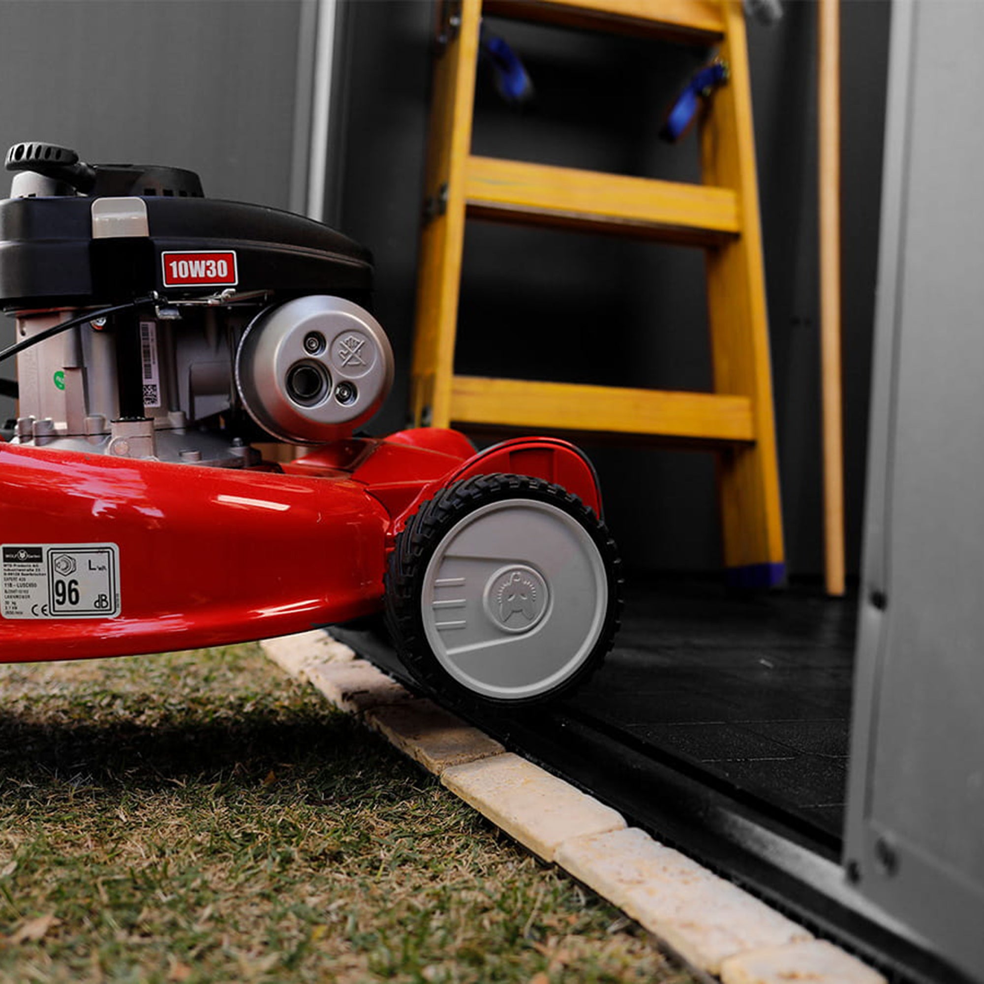 Provencelia Blumentopf – handgefertigt, frostbeständig, wetterfest